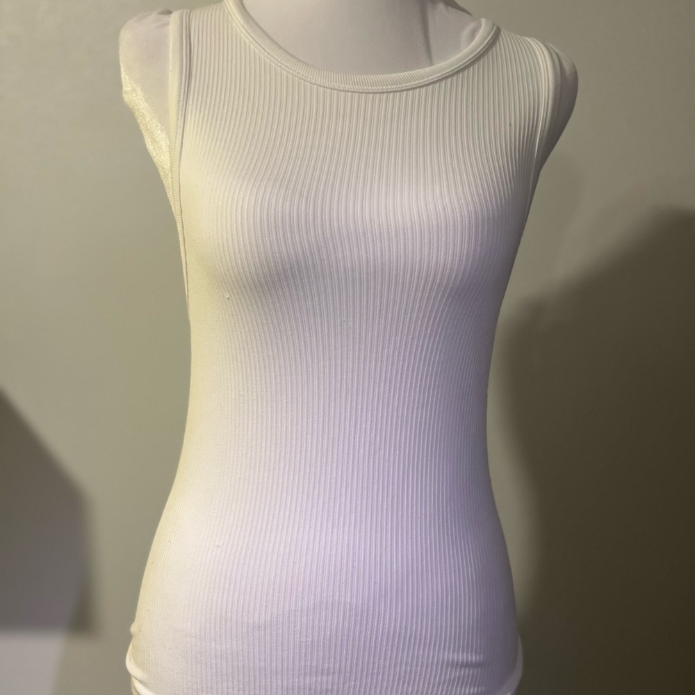 No boundaries Sleeveless Ribbed Tank Top - White